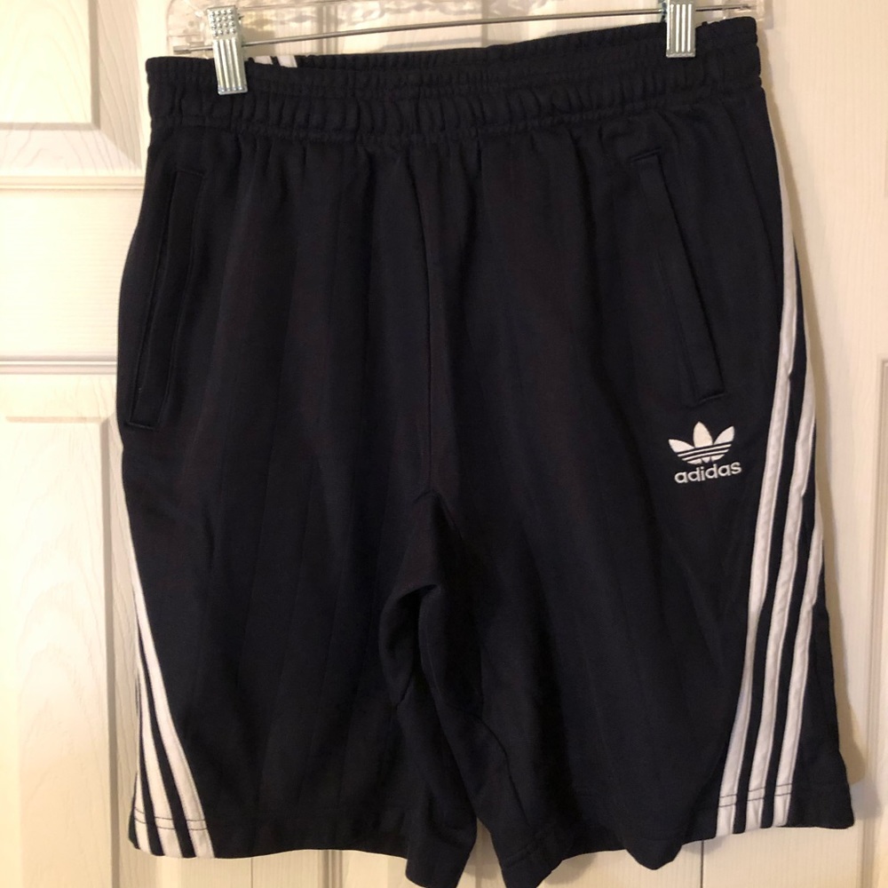 Adidas Originals Shorts Navy Blue Size Medium